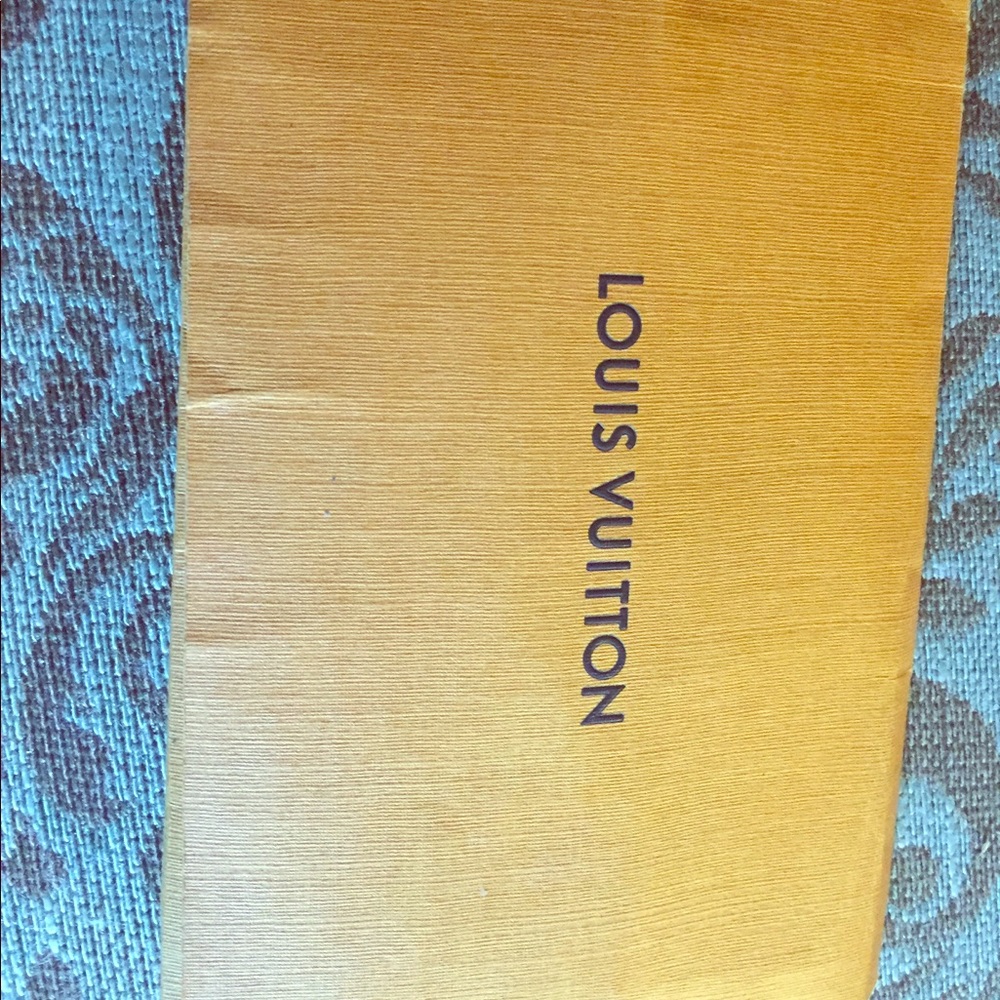 Louis Vuitton Black extra large shirt